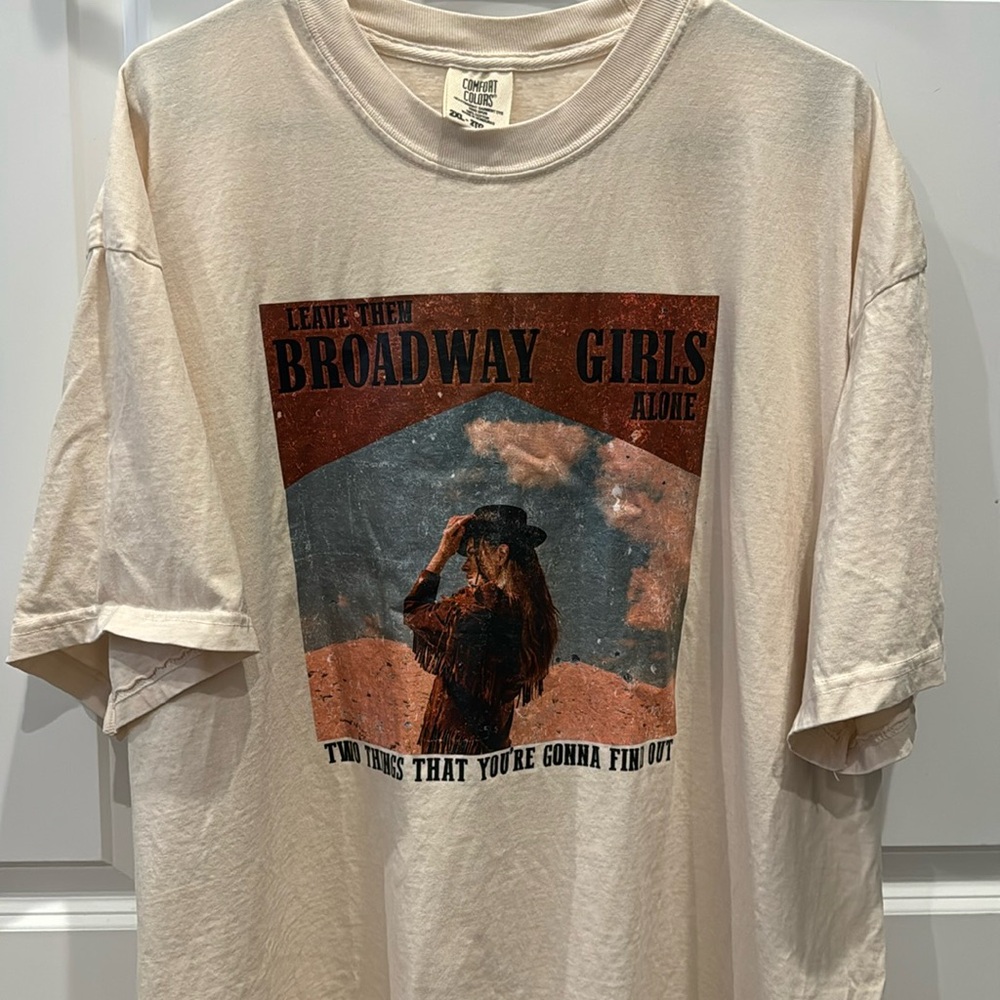Broadway Girls Graphic Tee